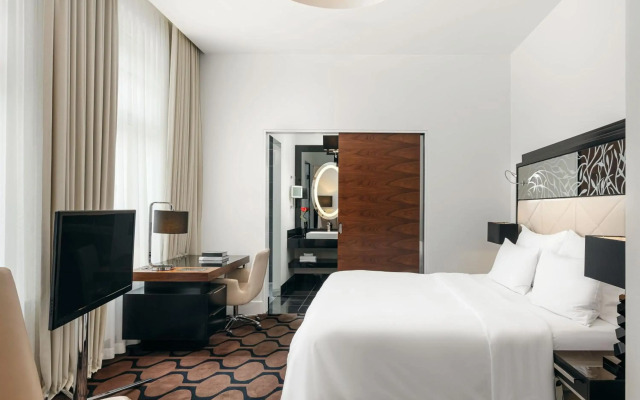 Roomers Berlin Steinplatz, Autograph Collection