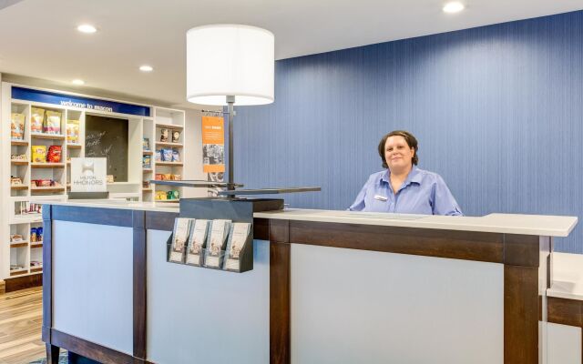 Hampton Inn & Suites Macon I-475