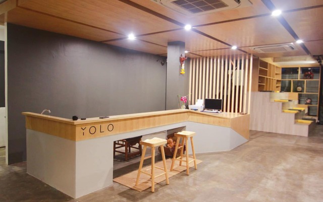 Yolo Bangkok Boutique Hotel
