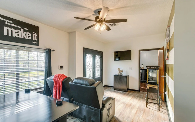 Close to Hospital & Dtwn! Quiet Waycross Home