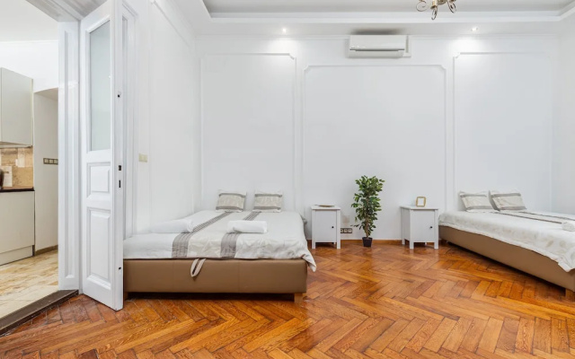 Real Apartments Andrassy