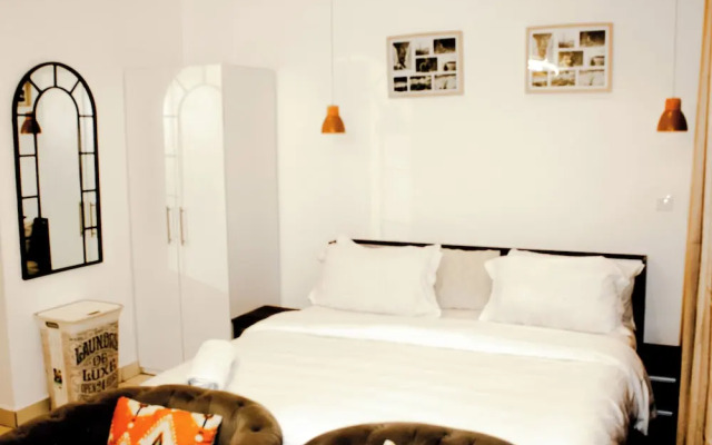Premium Suite
