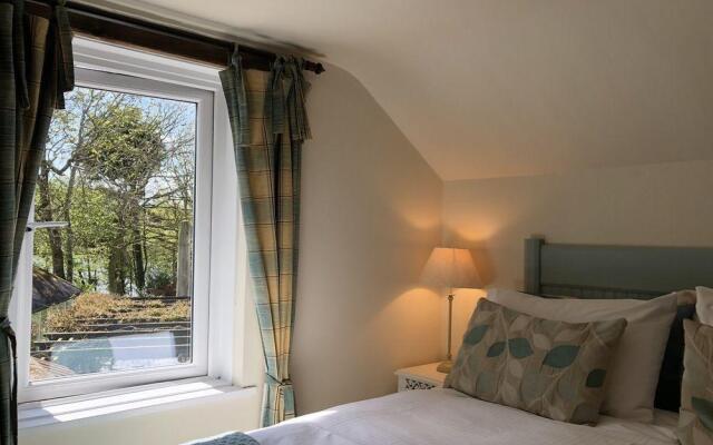 Tresowes Green Cottage