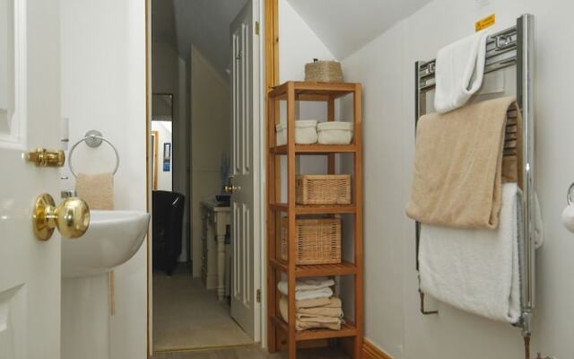 Brookdale B&B
