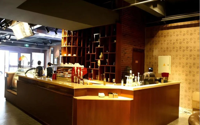 zhe fei hotel(Chengdu Wuhou Overpass Subway station)