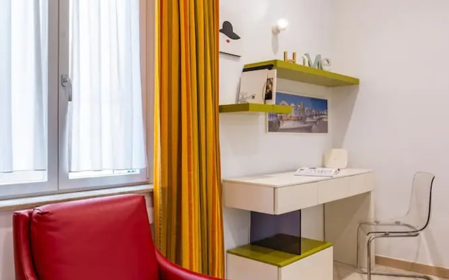 Metro Università Apartment by Wonderful Italy