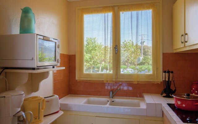 Cosy Holiday Home in CargÃ¨se Corse-du-Sud near Sea
