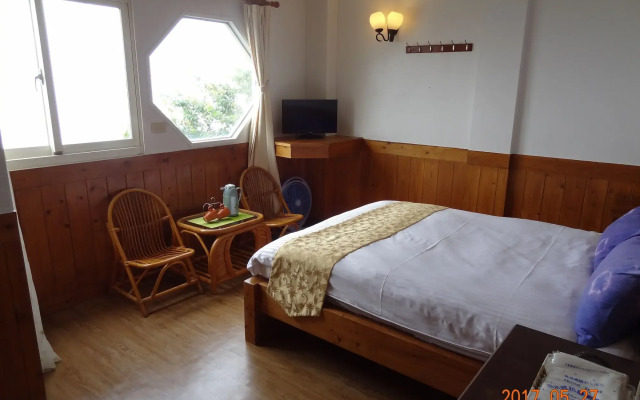 Shan Shui-Yuan Vege Guest House