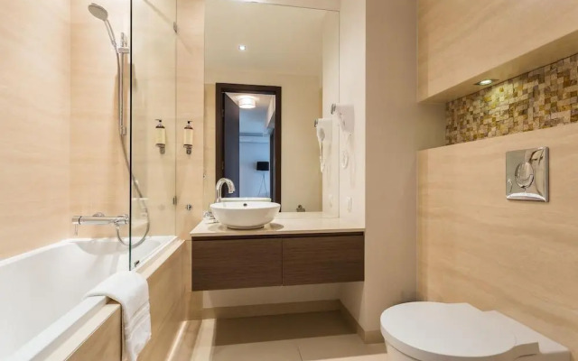 Premium Apartments Platinum Towers