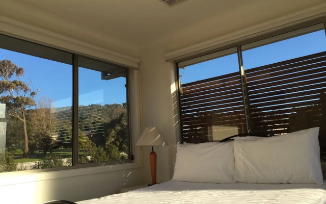 Aquawaters house by Barefoot Beach stays