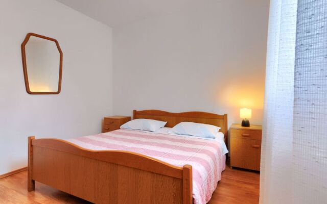 Apartment Vesela Umag/Volparija 38202