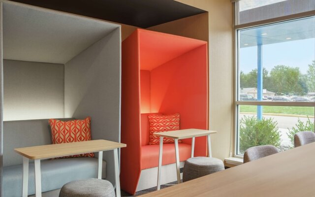 Tru by Hilton Sandusky, OH in Lakeside, United States of America from 220$, photos, reviews - zenhotels.com