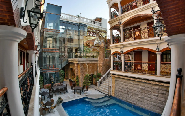 Hotel Luna