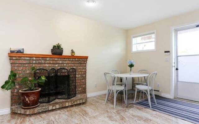 Grand Spacious Suite near YVR by Elevate Rooms