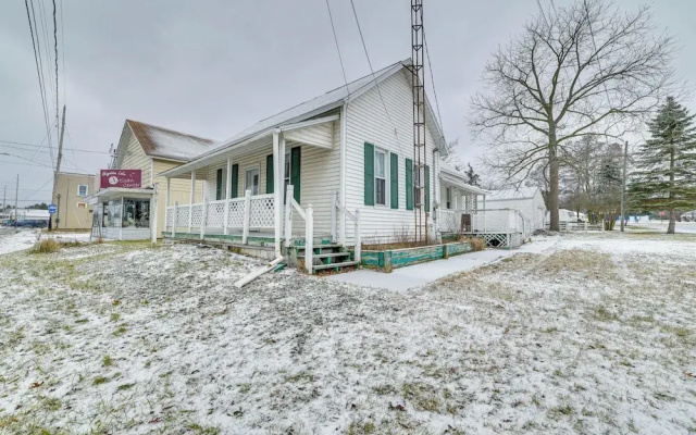 Historic Houghton Lake Getaway Near Shoreline