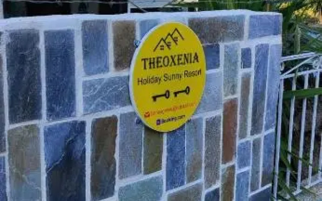 Theoxenia