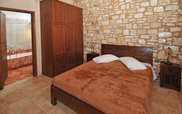 Villa Koutsoypia Stone House