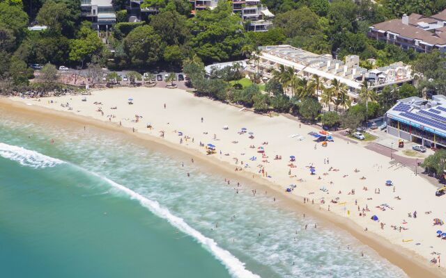 Netanya Noosa Beachfront Resort