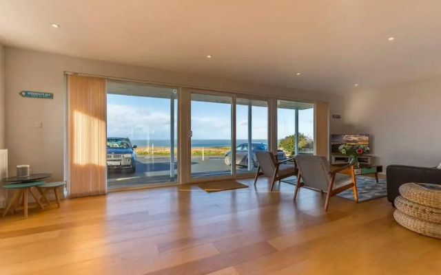 Poldare in Widemouth Bay