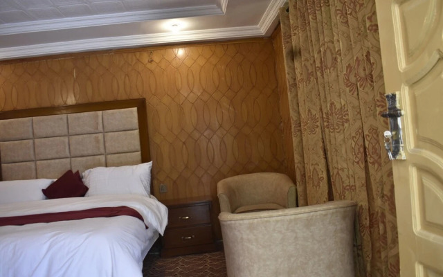Al Noor Starlet Hotel