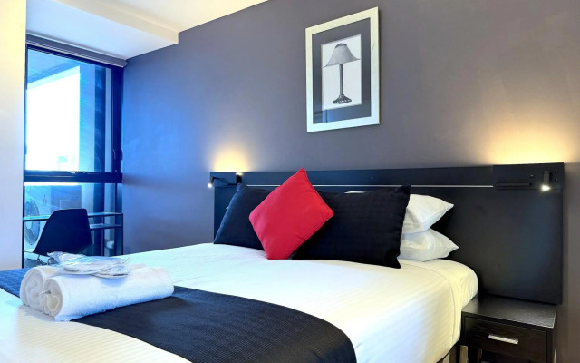 Aura on Flinders Serviced Apartments
