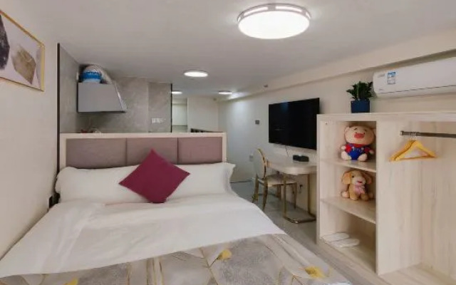 Jiaqi Serviced Apartment (Xingduhui Shunde People's Hospital Subway Station)