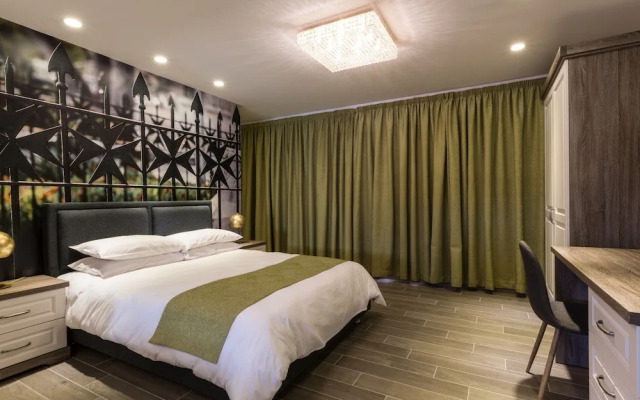 Jean De Valette Boutique Living