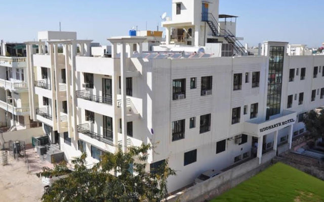 Hotel Siddharth Residency