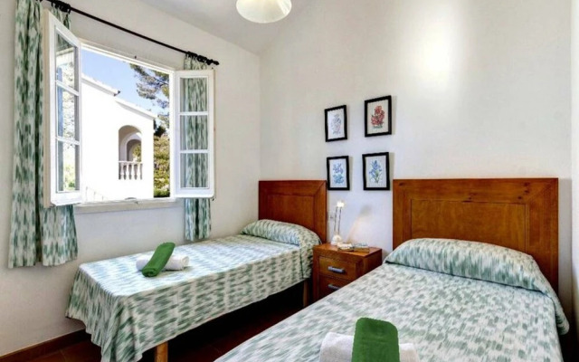 107610 - Apartment in Cala Blanca