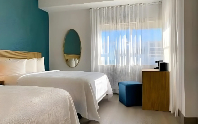 Marseilles Beachfront Hotel