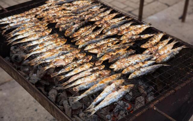 C01 - Historical Central House