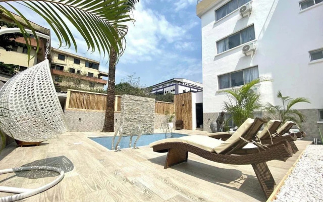 1677 Mayfair Apartment