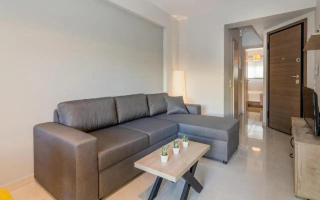 Cozy Apt. 2min from metro