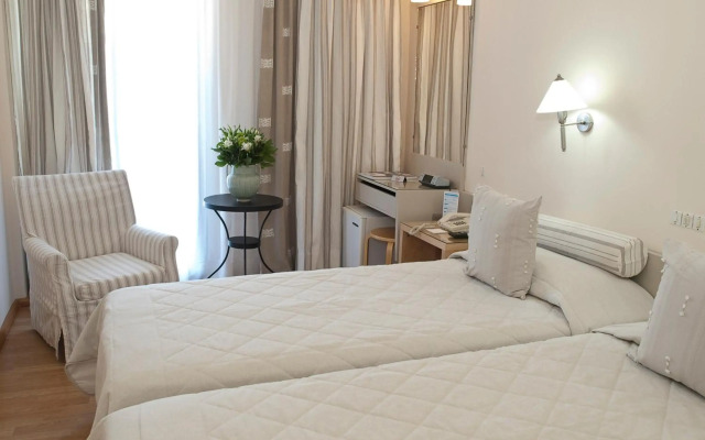 The Park Hotel Piraeus