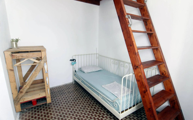 Manipa Hostel Eco-Friendly