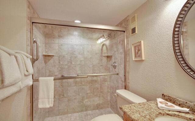 Land's End 8-306 Beach Front - Premier