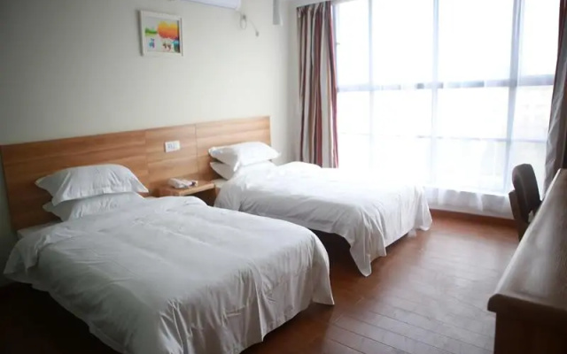 Thank Inn Plus Hotel Shenzhen Airport North Branch