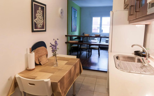 Céntrico y tranquilo apartamento con WIFI