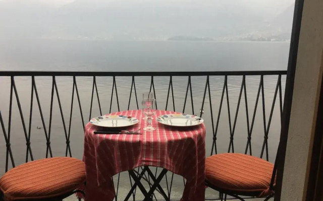 Il Salice on the Lake