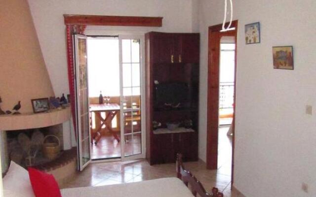 Kalotina's Apartments