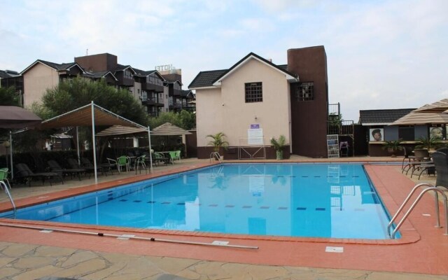 67 Airport Hotel