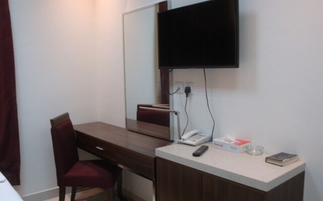 Awali Rose Hotel Suites