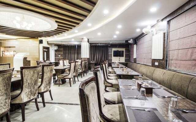 FabHotel Anmol's Classic Napier Town