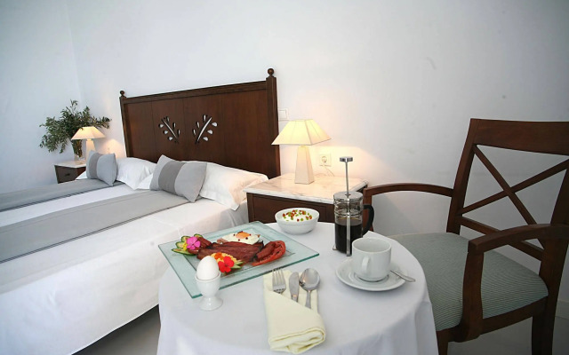 Tinos Beach Hotel