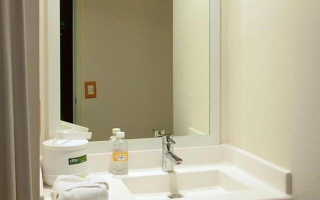 City Express Junior by Marriott Tijuana Otay
