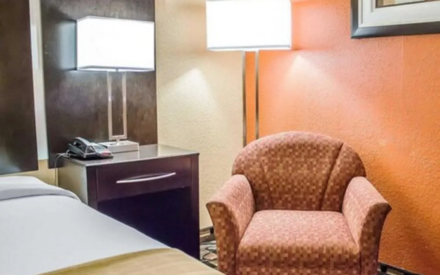 Baymont by Wyndham Dunmore