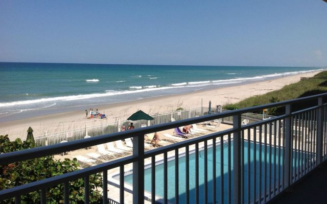 Indian Harbour Beach Club by Stay in Cocoa Beach