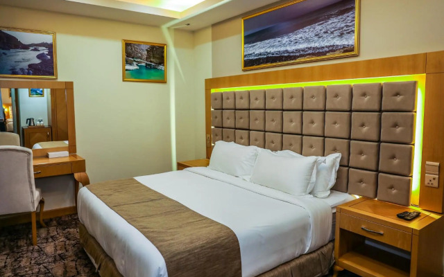 Muscat Plaza Hotel