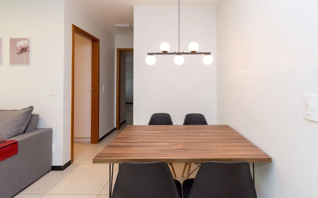 Apto Charmoso com 2 quartos - PPB0603