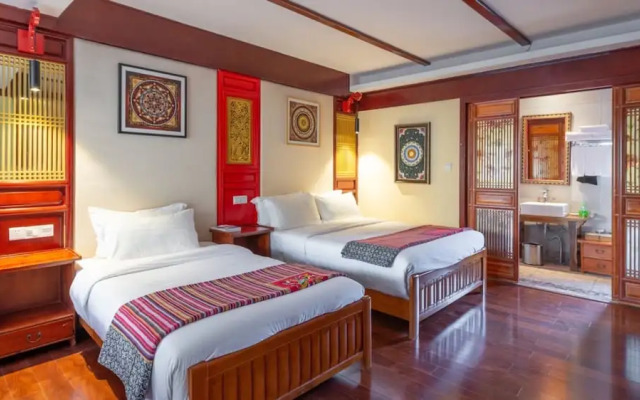 Floral Hotel · Yi Xing Lijiang
